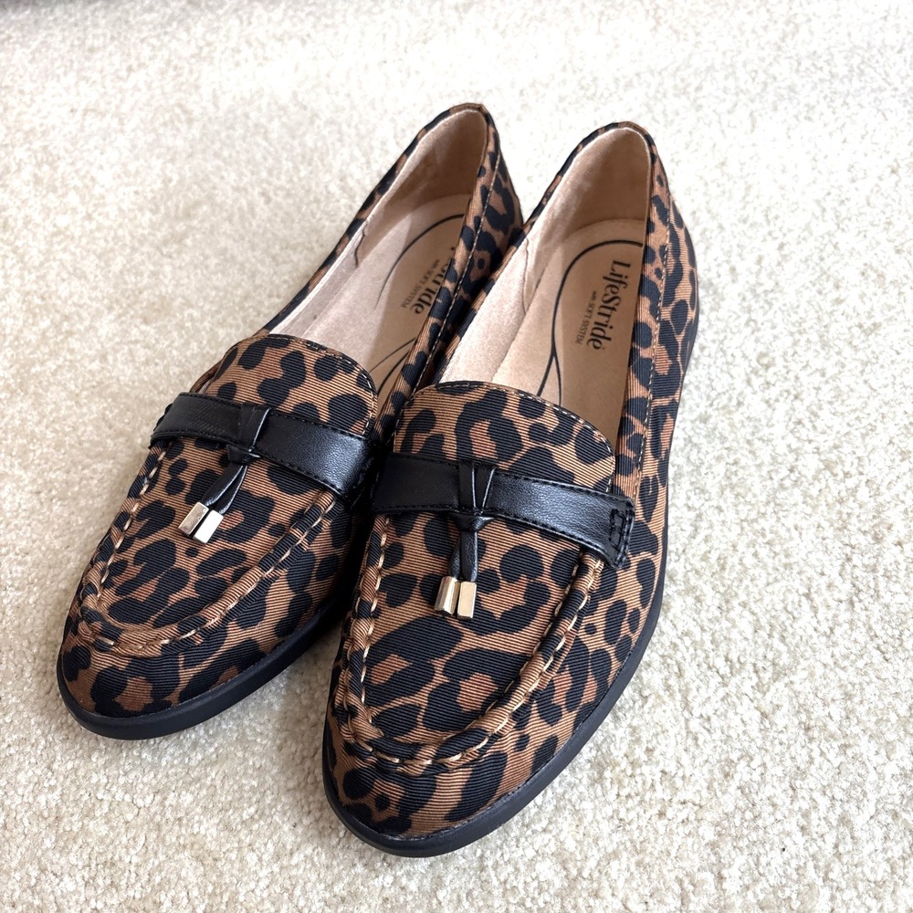 Lifestride Malta3 Tassel Loafers Womens 8.5W Leopard Slip On Comfort